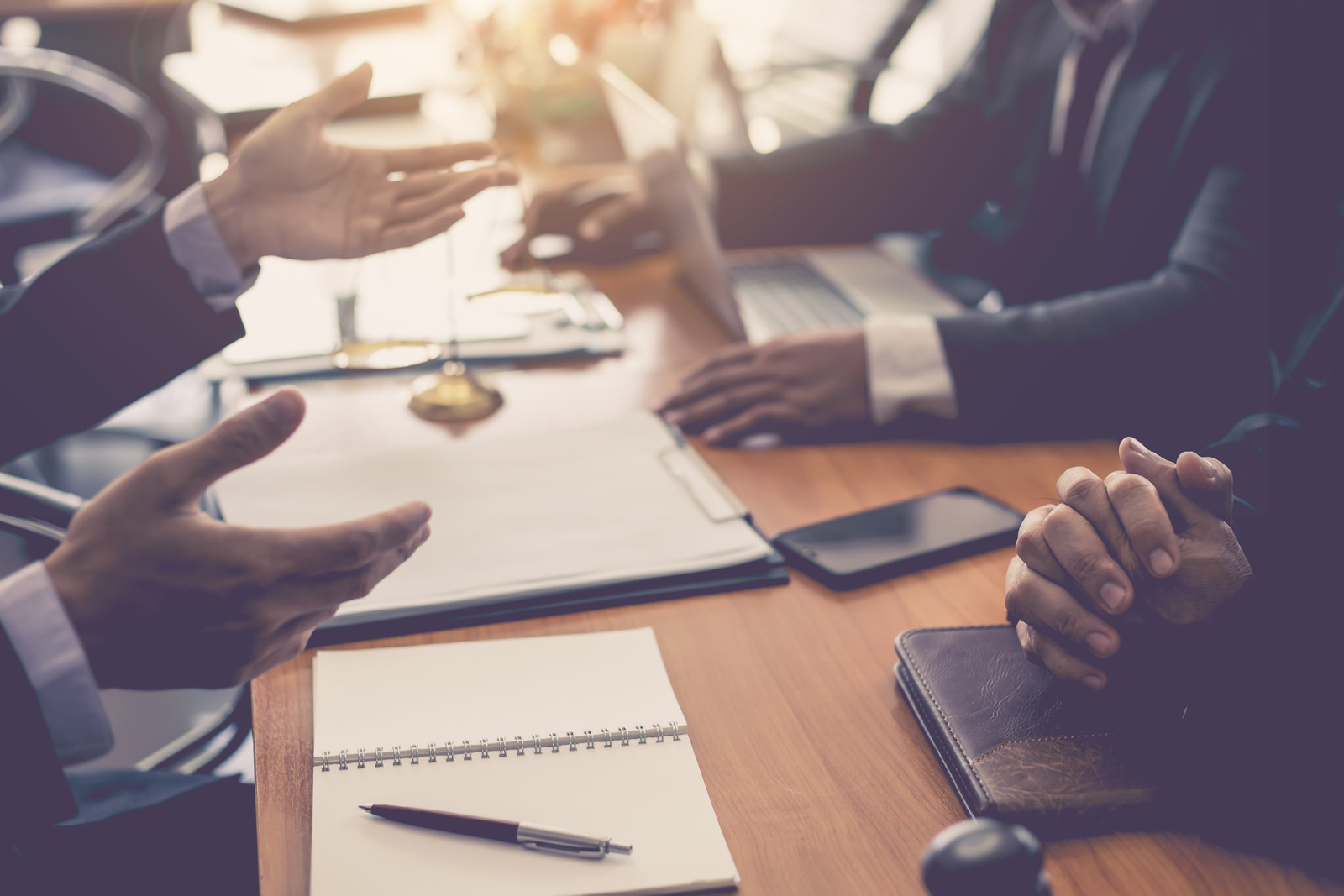 İzmir Şirket Avukatı — Vekalet Ücreti ve Görev Tanımı